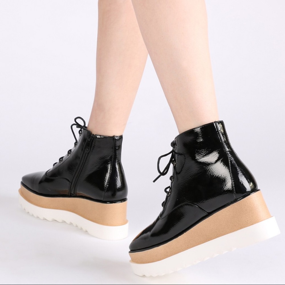 $15👢 Oxford Platform booties 👢 shoes